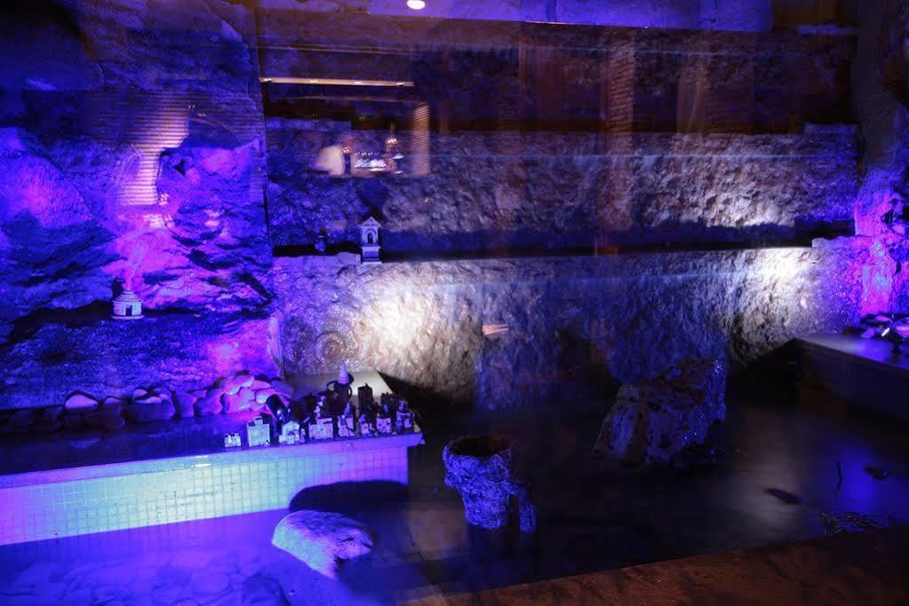 Vilola Bed & Breakfast Zambratija  Dış mekan fotoğraf